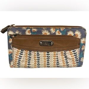 Relic Floral Wallet